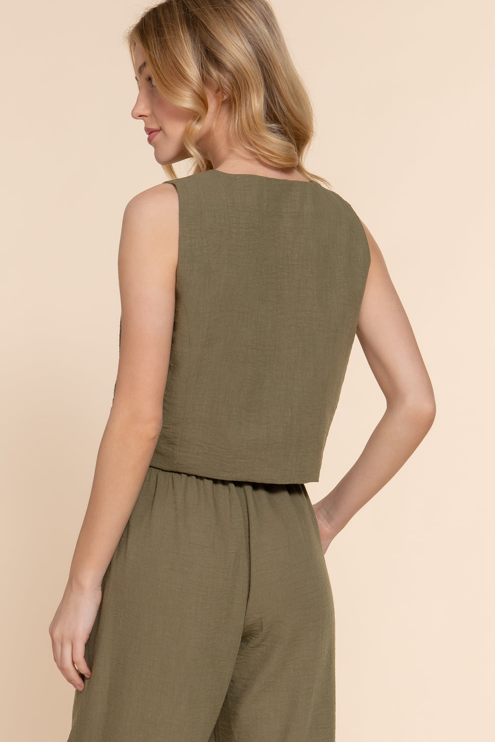 Women's Button Closure Linen Effect Vest