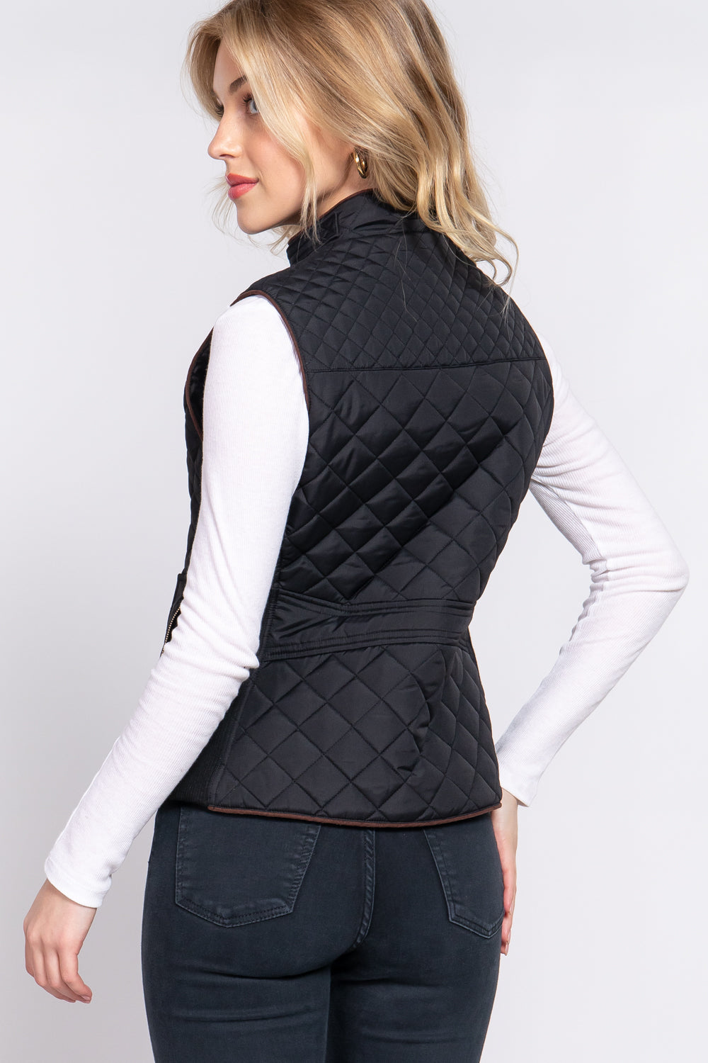 Women's Quilted Padding Vest With Suede Piping Details