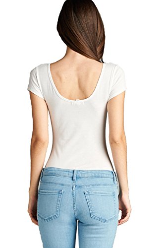 Short-Sleeve Scoop Neck Snap Crotch Leotard