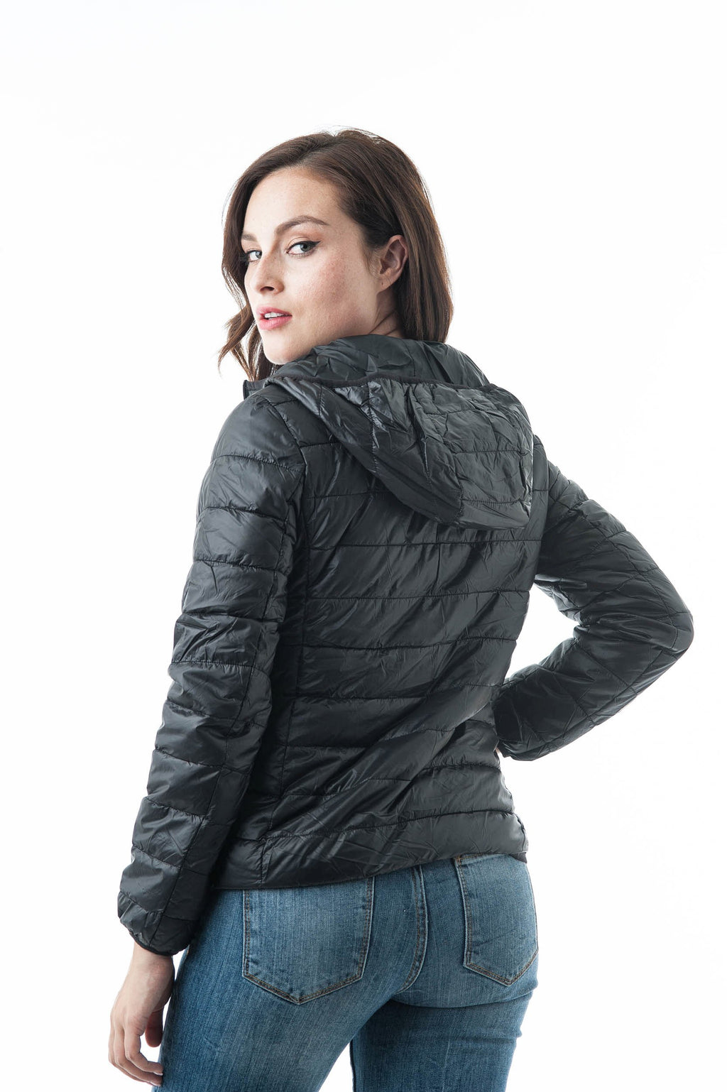 Long Sleeve Light Weight Hooded Packable Down Jacket with Carry Bag