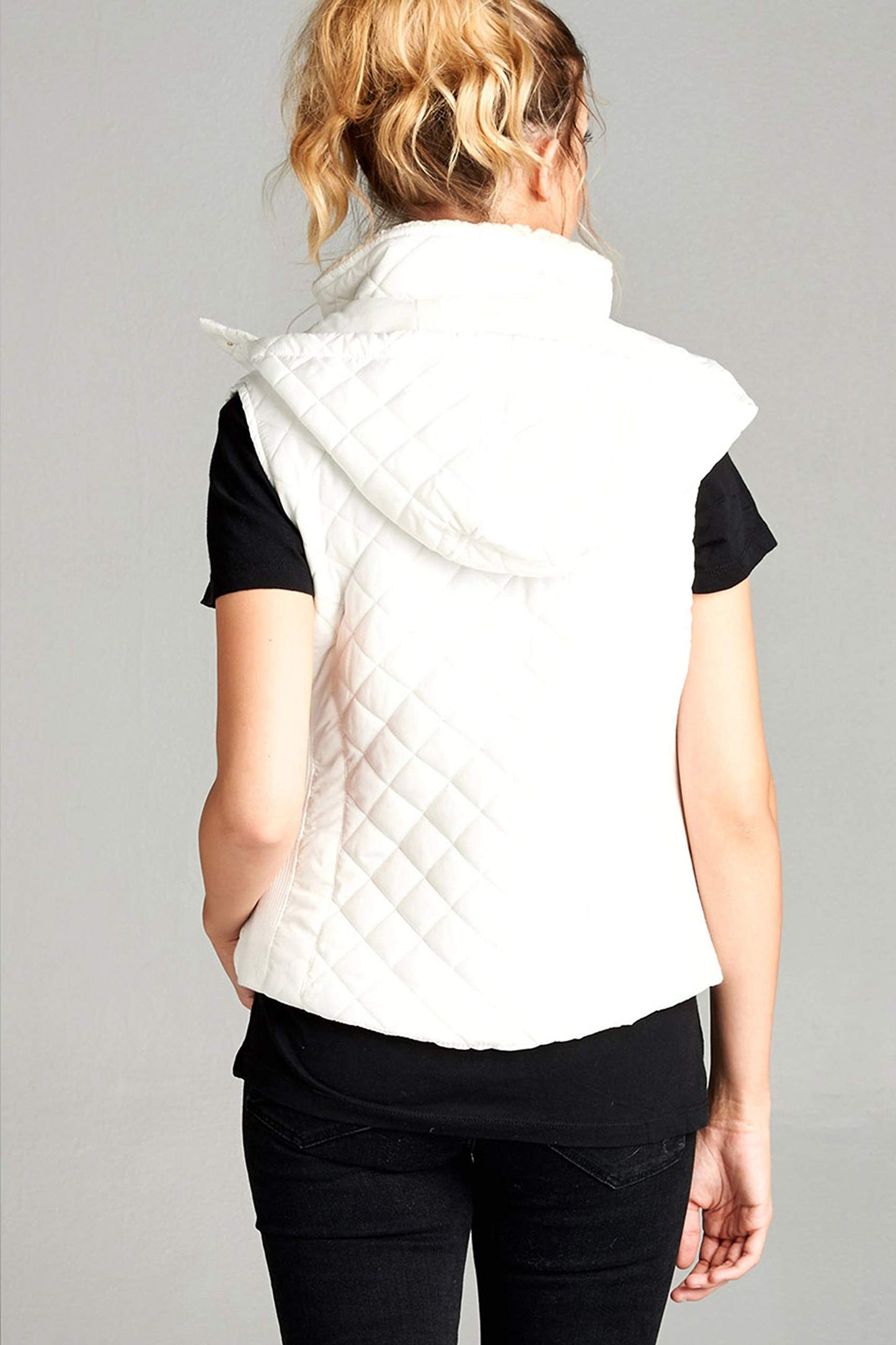 Khanomak Women's Shearling Lined Quilted Padding Hoodie Vest
