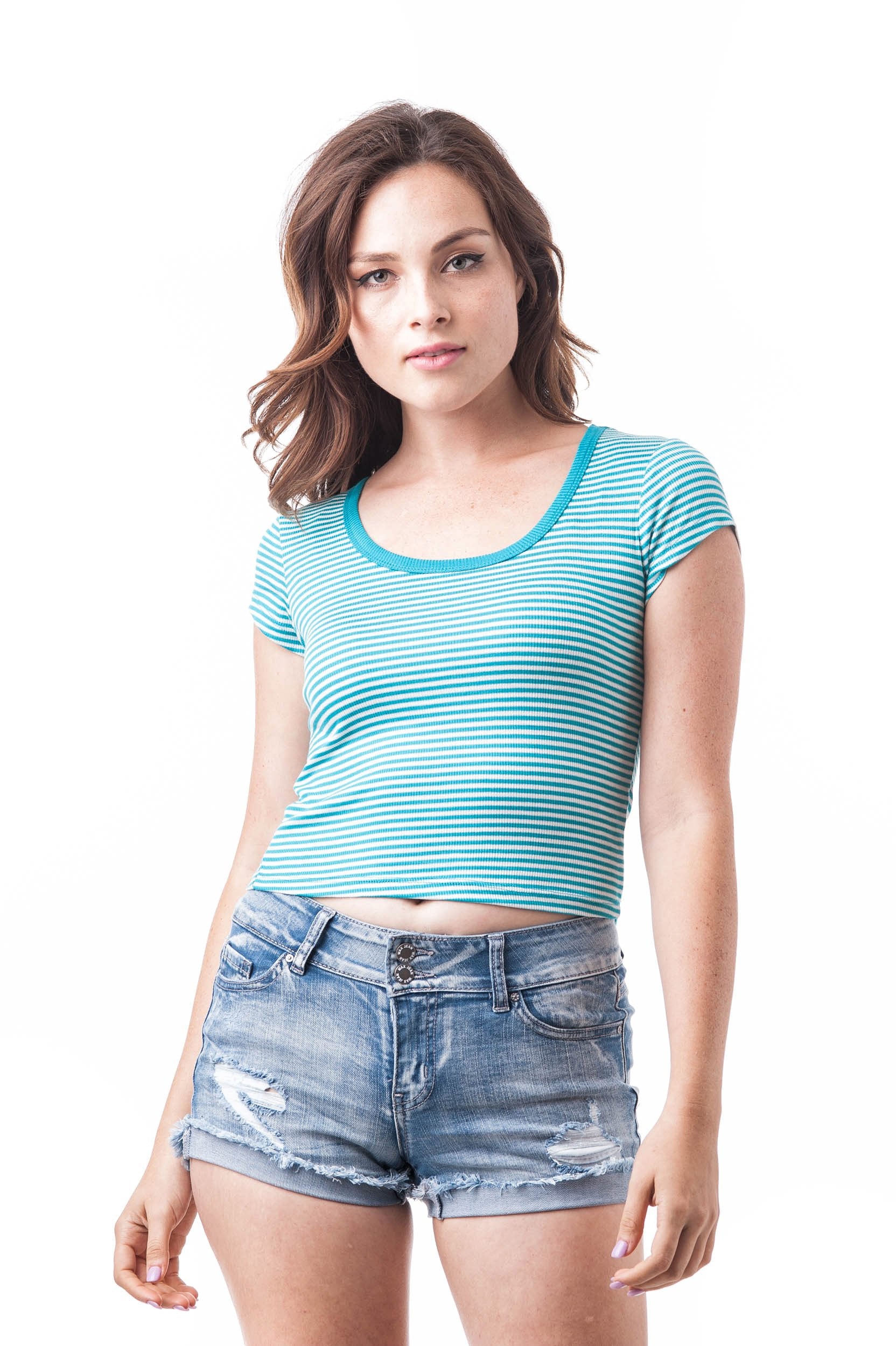 Khanomak Short Sleeve Ribbed Stripe Scoop Neck Crop Top